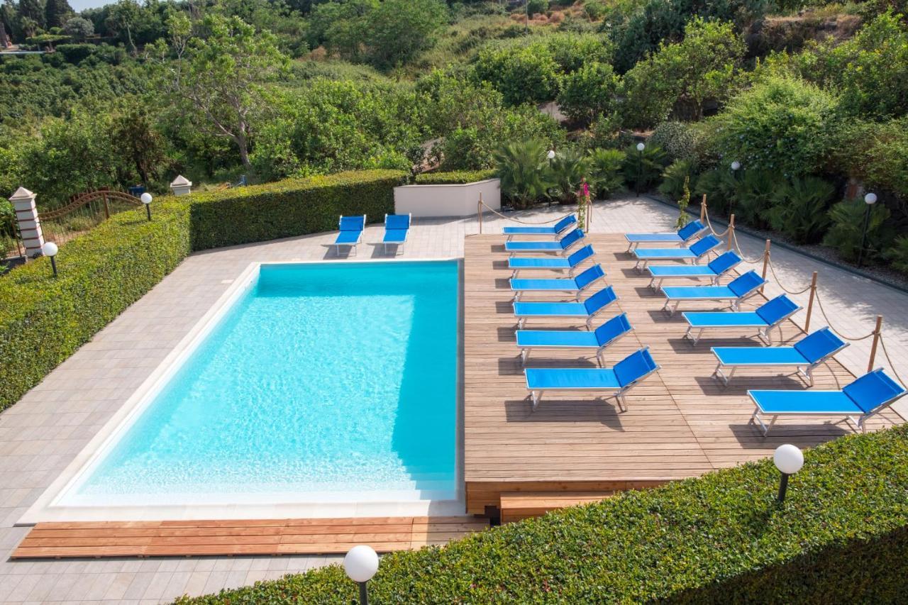 Zahra Agriturismo Acireale Exterior foto